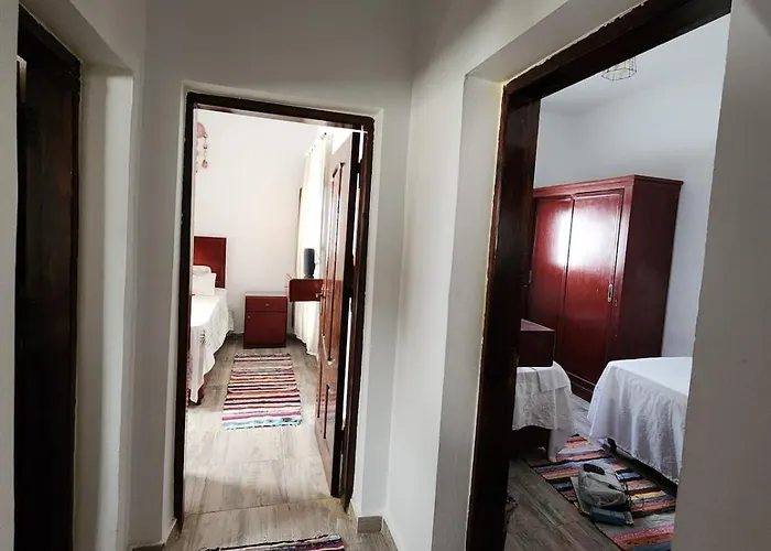 Cattleya House Villa *